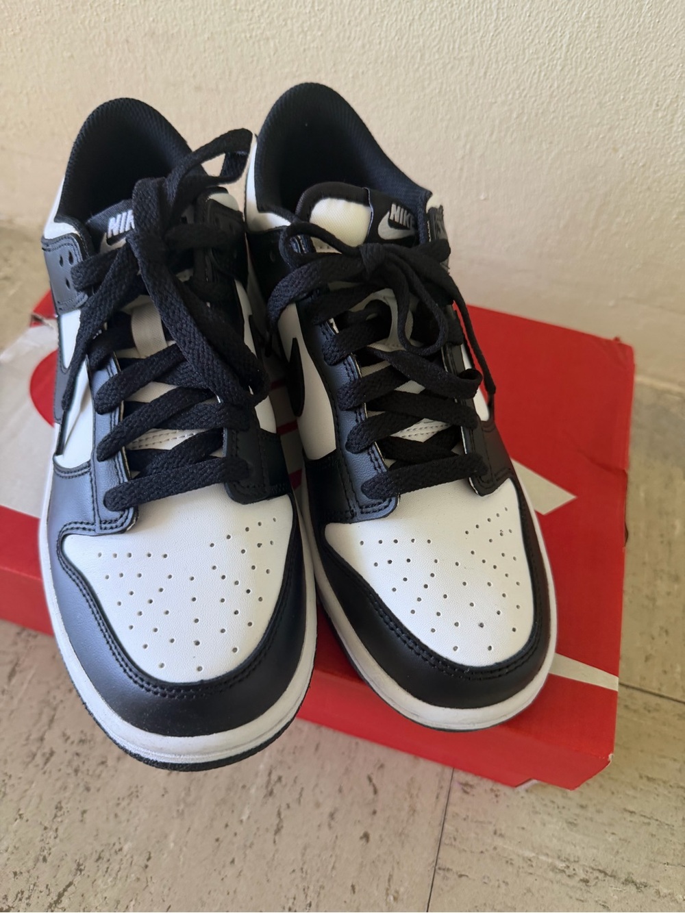 Nike Dunk Low ‘Pandas’ White/Black - Picture 7 of 8